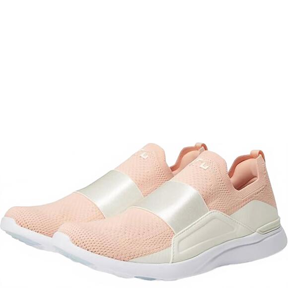 NEW APL women's techloom bliss shoe in pristine/blush/white